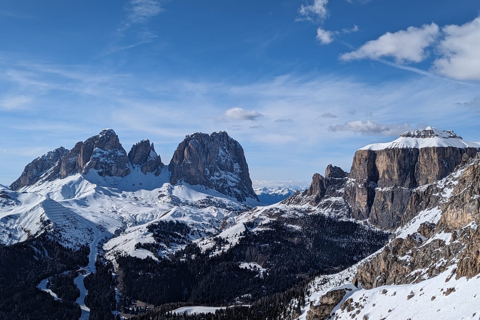 Dolomiten — Ski mit Tami (Pozza di Fassa)
